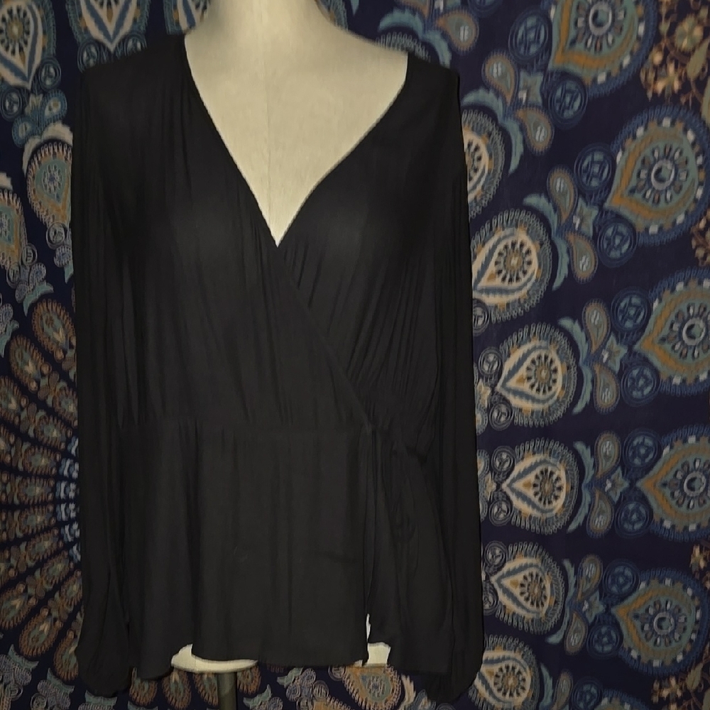 Torrid Black Wrap Top Size 0X